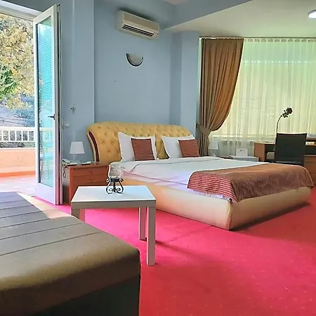 Aristocrat & Fish Restaurant 3* Skopje