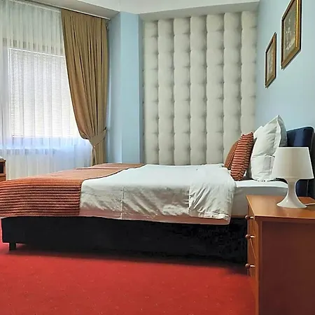 Hotell Aristocrat & Fish Restaurant