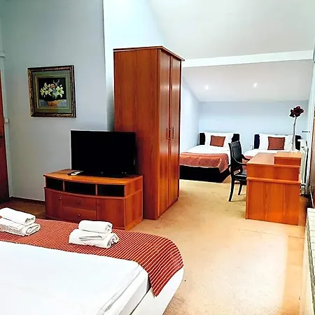 Hotell Aristocrat & Fish Restaurant