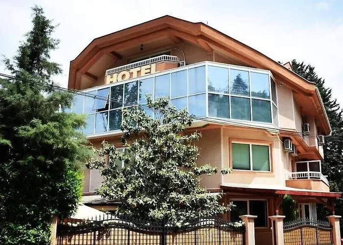 Aristocrat & Fish Restaurant