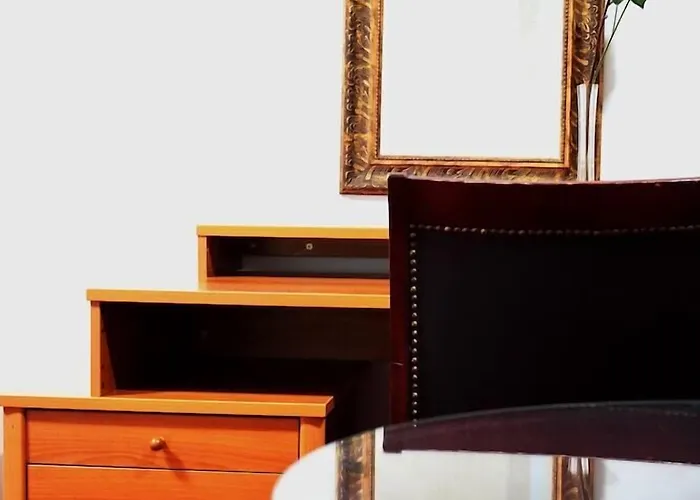 Отель Aristocrat & Fish Restaurant 3*