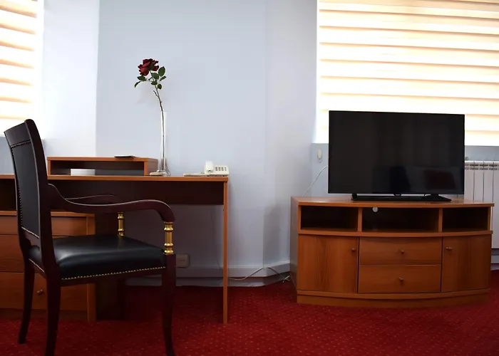 Aristocrat & Fish Restaurant Отель Скопье