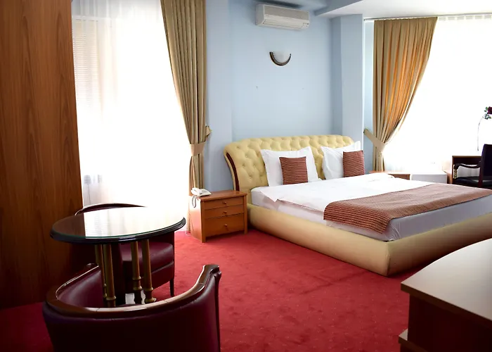 Aristocrat & Fish Restaurant Отель